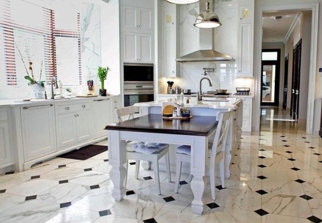 Kitchen-tiles-floor-design
