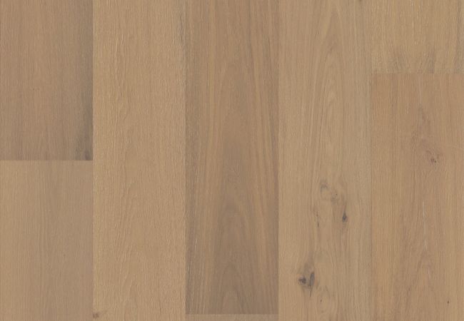 Anderson Tuftex Chateau White Oak Courtyard