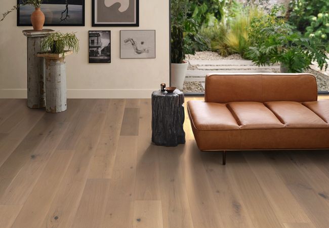 Anderson Tuftex Chateau White Oak Courtyard view 2