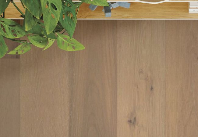 Anderson Tuftex Chateau White Oak Courtyard view 3