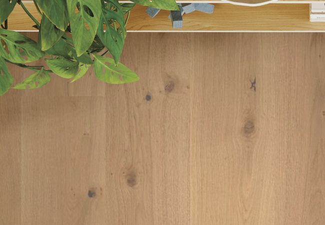 Anderson Tuftex Grand Estate White Oak Thorndon Hall view 3