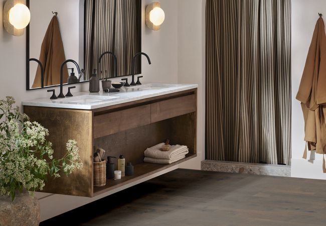 Anderson Tuftex Imperial Pecan Dove view 2