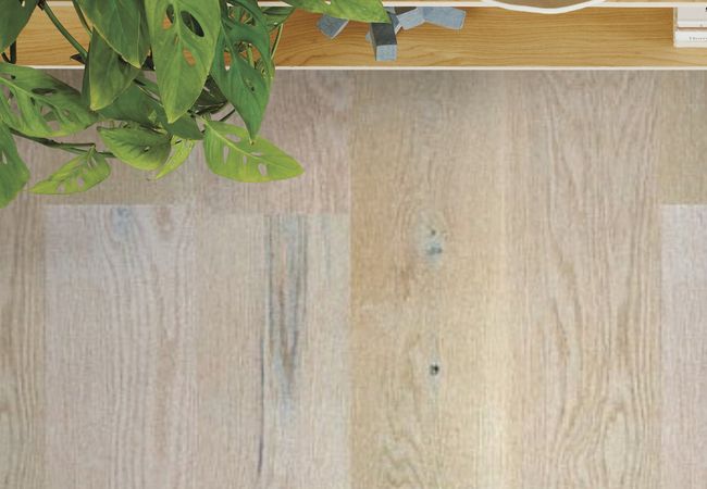 Anderson Tuftex Metallics II White Oak White Gold view 3