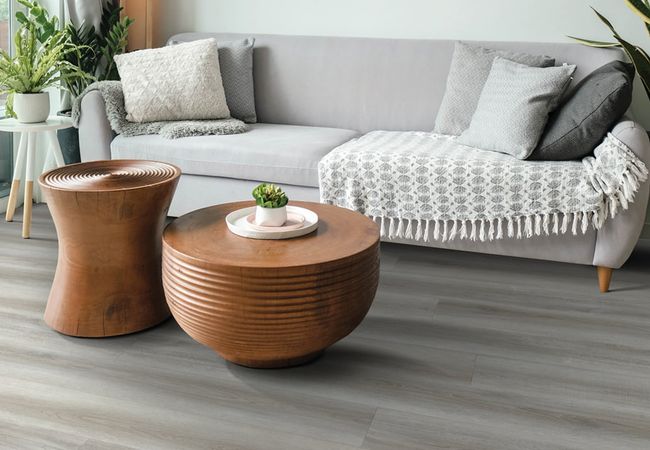 Beaulieu Expedition Vinyl Plank Acorn 6048 view 3