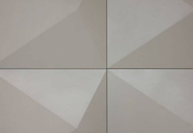 Ciot Tile Fifth Avenue Prisma Cinza Satin Finish 16''x16''