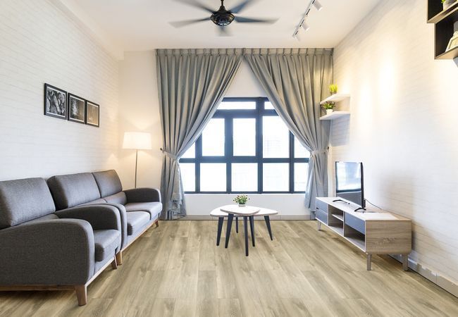 Fuzion SmartDrop Elite 9 Silverpoint Luxury Vinyl Plank view 2