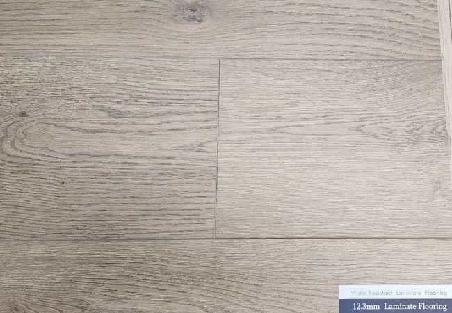 Golden Choice 1060 Laminate Flooring