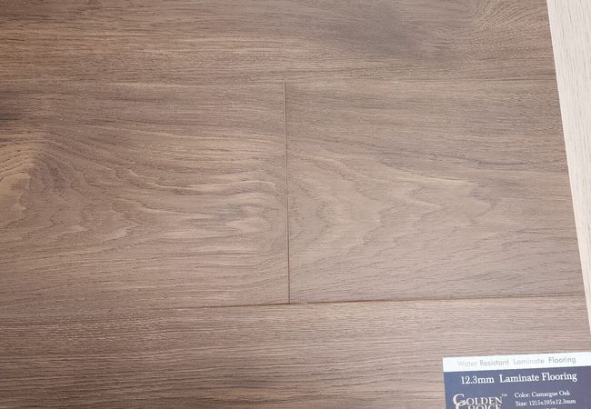 Golden Choice 1061 Laminate Flooring