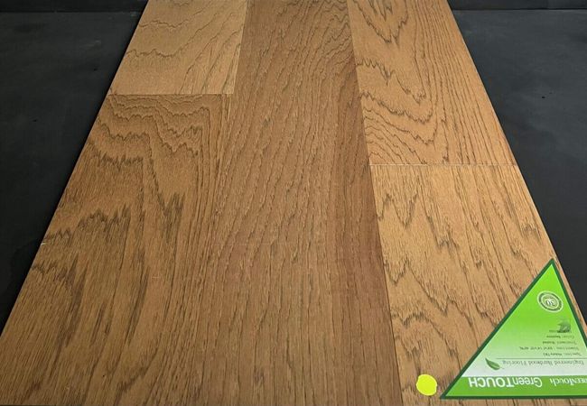 Green Touch Hickory Engineered Bayshore HK1333