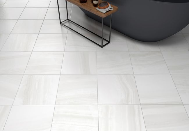 Midgley West Marbellous Onice Bianco Tile 24"x24" - Natural view 2