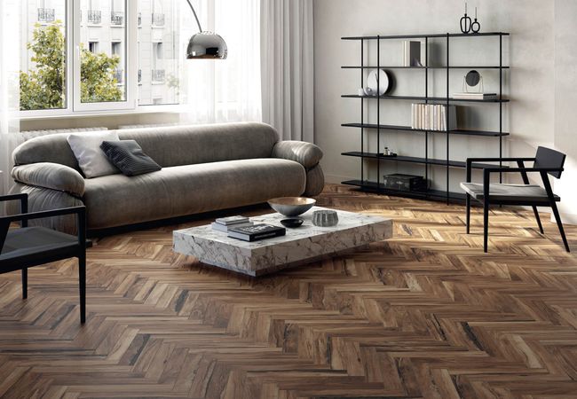 Midgley West Sherwood Mahogany Tile 10"x59" - Natural view 2