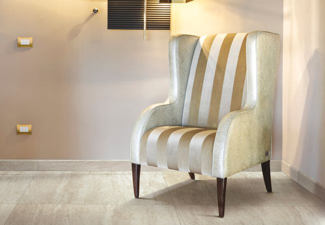 Midgley West Travertini Due Greige Mosaic Tile 1"x1" - Polished view 2