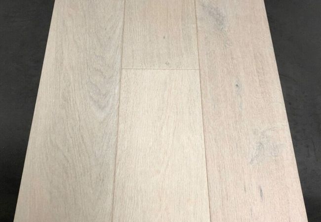 Origins Oak Engineered Subtle White