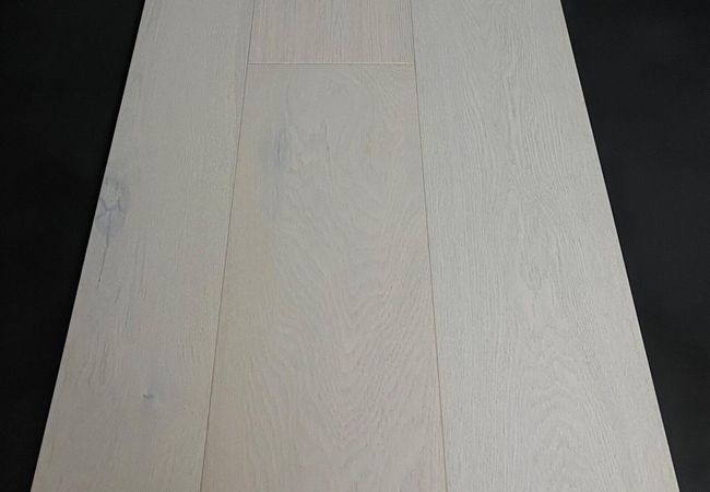 Riche European Oak Engineered 7006 Cloud