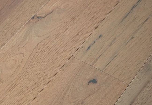 Anderson Tuftex Imperial Pecan Engineered Barley 11061