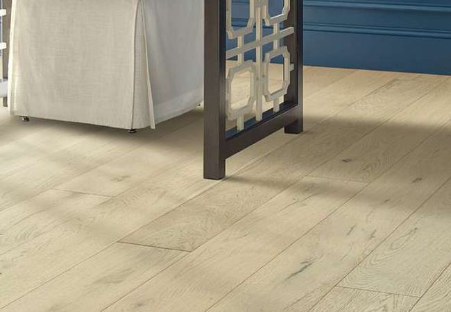 Shaw Couture Oak Engineereed Champagne