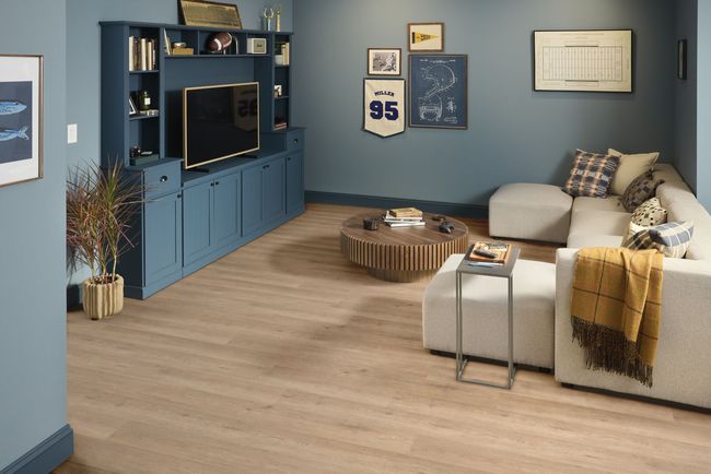 Shaw Paragon HD Plus Natural Bevel Callaway Luxury Vinyl Plank view 2