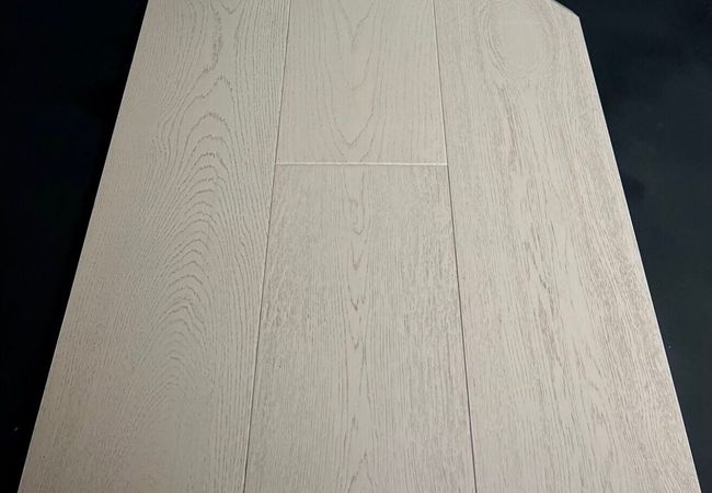 Simba Oak Engineered Greyish