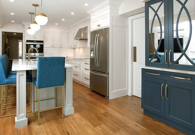 Twelve Oaks Contempo Hickory Cinnabar