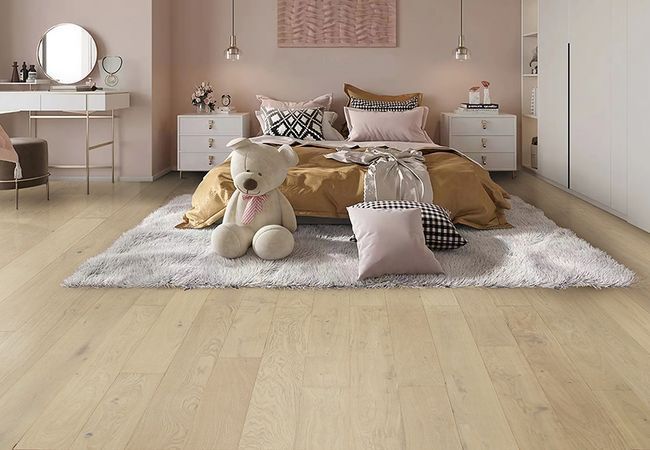 Twelve Oaks Master Artisan White Oak Tailor view 2