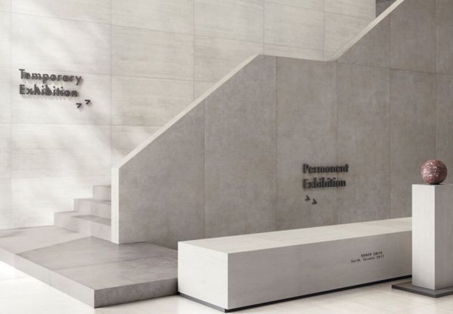 Urban Zebra Travertino Porcelain Tile Bianco Prestigio view 5