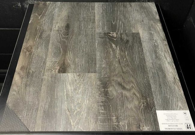 Voila Plus Mystery Vinyl Plank