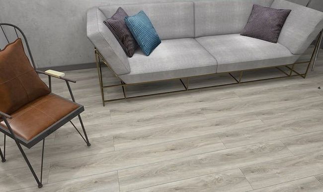 Woden 304 Luxury Vinyl Plank view 2