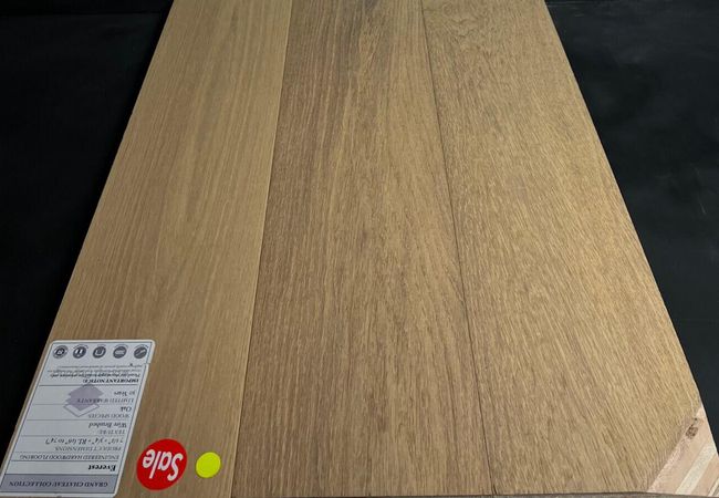 Woden Grand Chateau Oak Engineered Everest