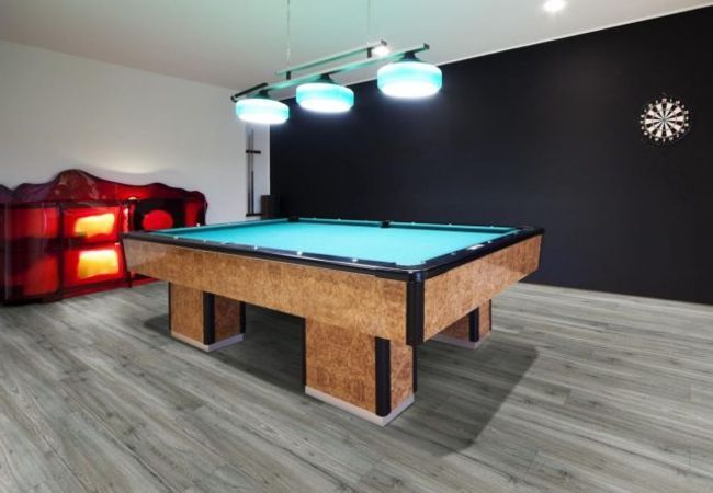 XL Flooring XXL Large Plank Muskoka Falls Luxury Vinyl Plank view 2