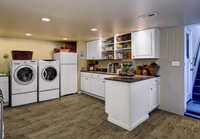 XL Flooring Ez Fit Mocha Mousse view 2